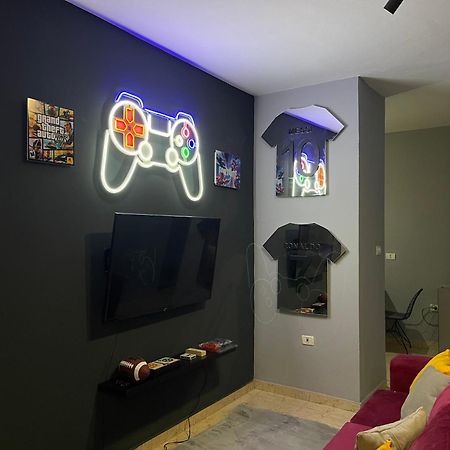 Super House 2 Blloku - 3 Rooms Tirana Exterior photo